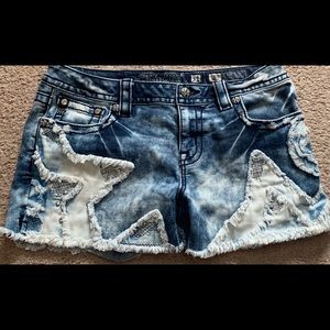 Miss Me shorts size 32